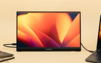 Take a Second Screen Anywhere: How to Choose a Portable Monitor